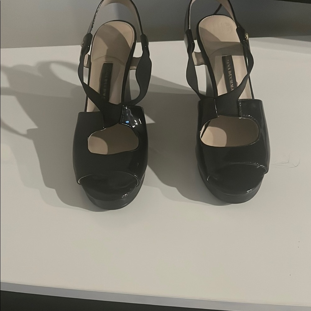 Dana Buchman Black Peep-Toe Heels with Cutout Details 9.5